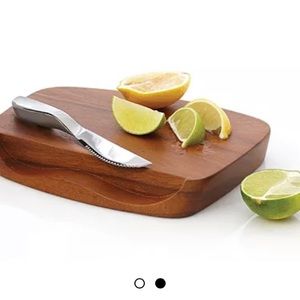 Nambe Gourmet Blend Bar Board with Knife